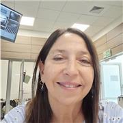 Profesora de Inglés con experiencia principalmente con adultos y jóvenes